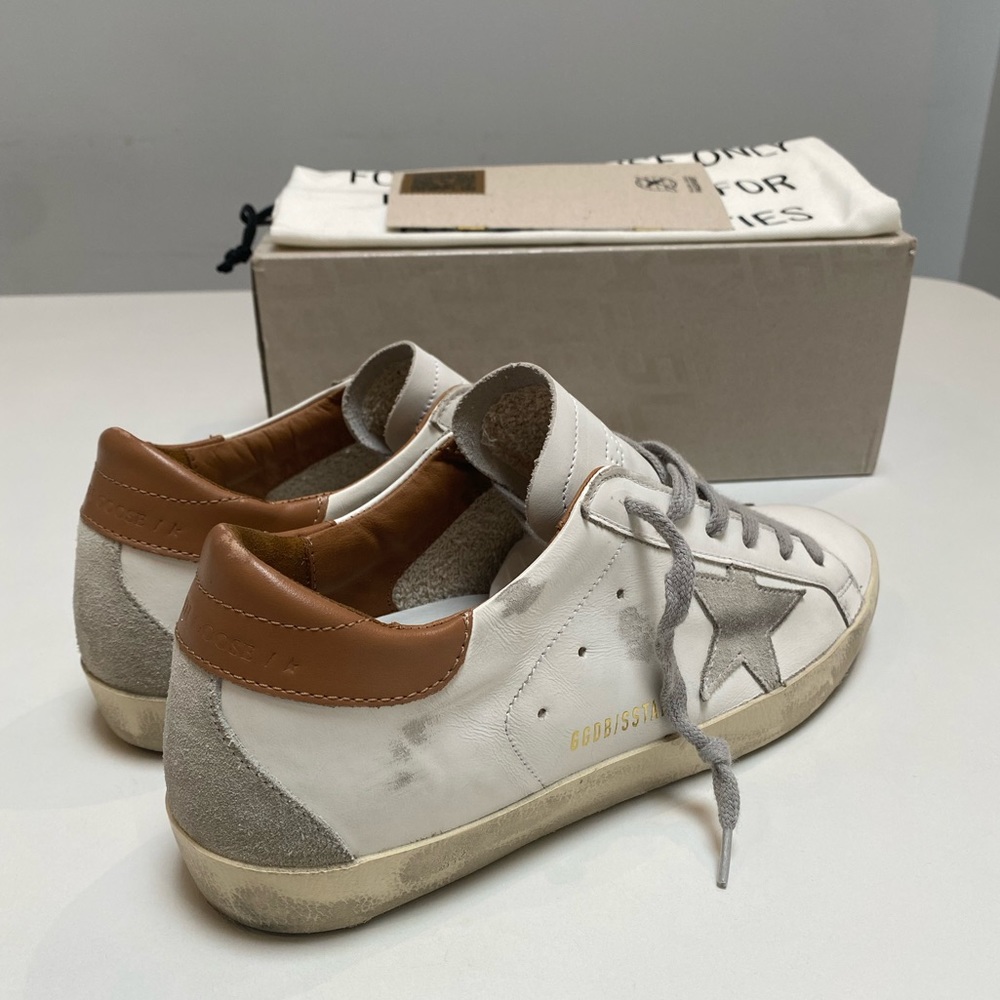 Golden Goose Superstar Sneaker in White Leather/Light Brown size 40 New in Box - Picture 12 of 13